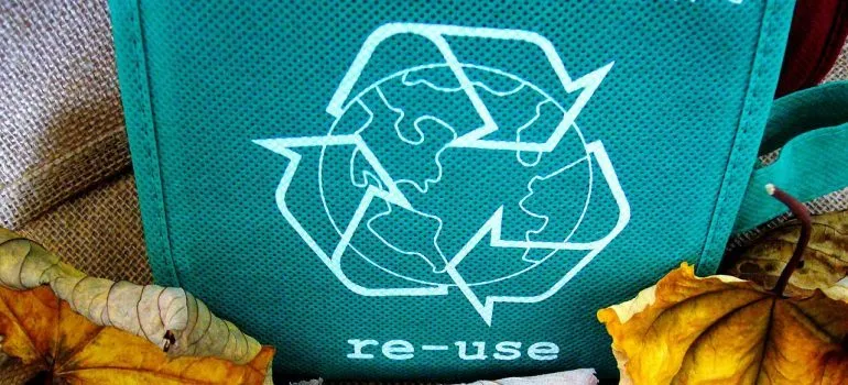 re-use sign