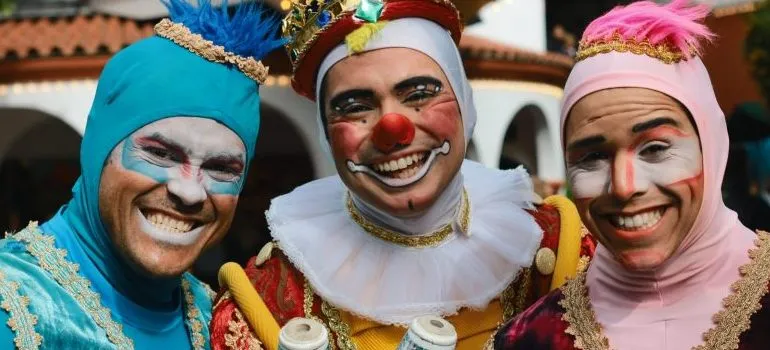 three-clowns-costumes