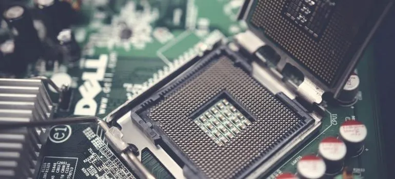 -hardware