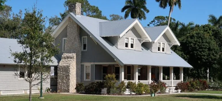 House with a yard.