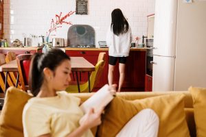 Learn ways to find a roommate after moving to Brooklyn